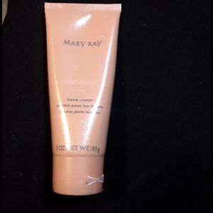 Mary Kay Satin Hands hand cream